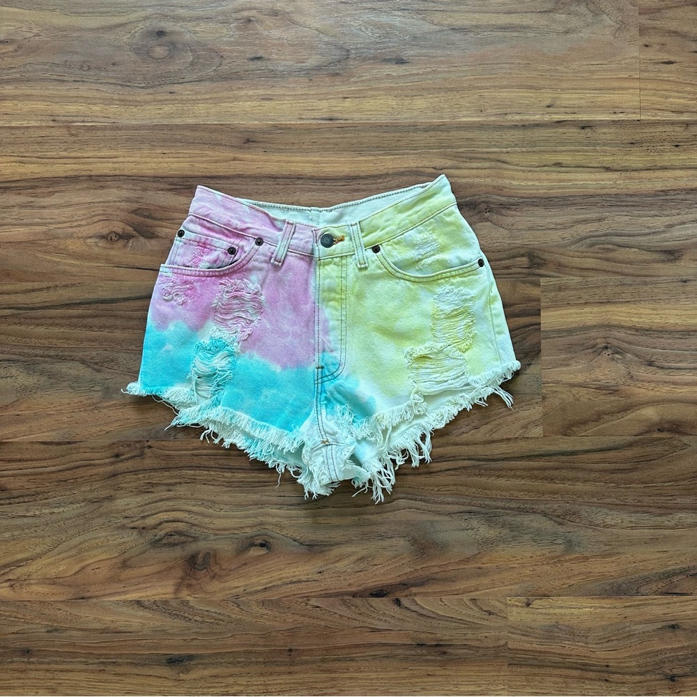 Urban Outfitters x Levi’s Vintage Tie-Dye Denim Shorts (Each One is Unique)